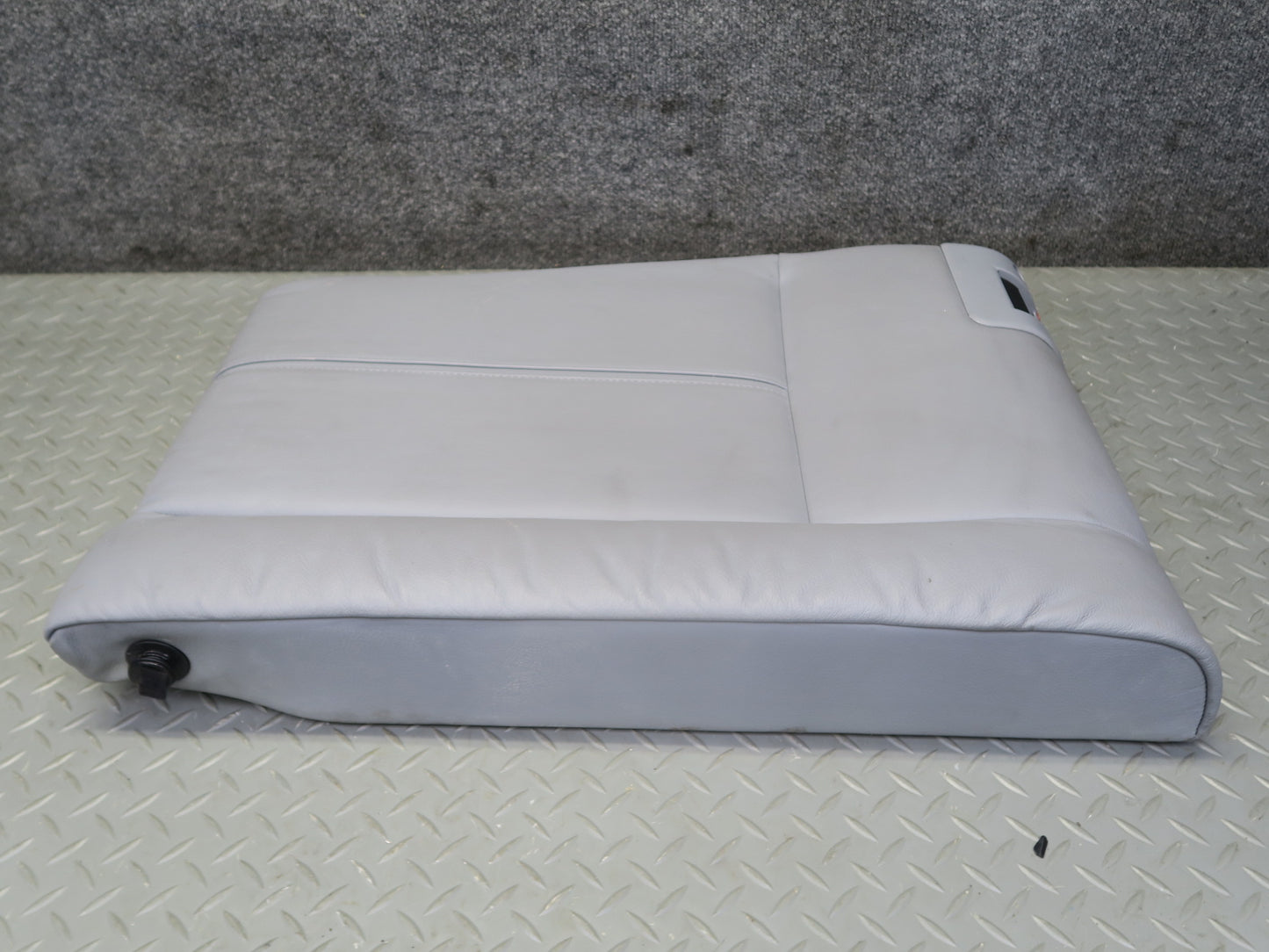 97-03 BMW E39 540ia Sedan Rear Seat Upper Backrest Leather Cushion Gray OEM