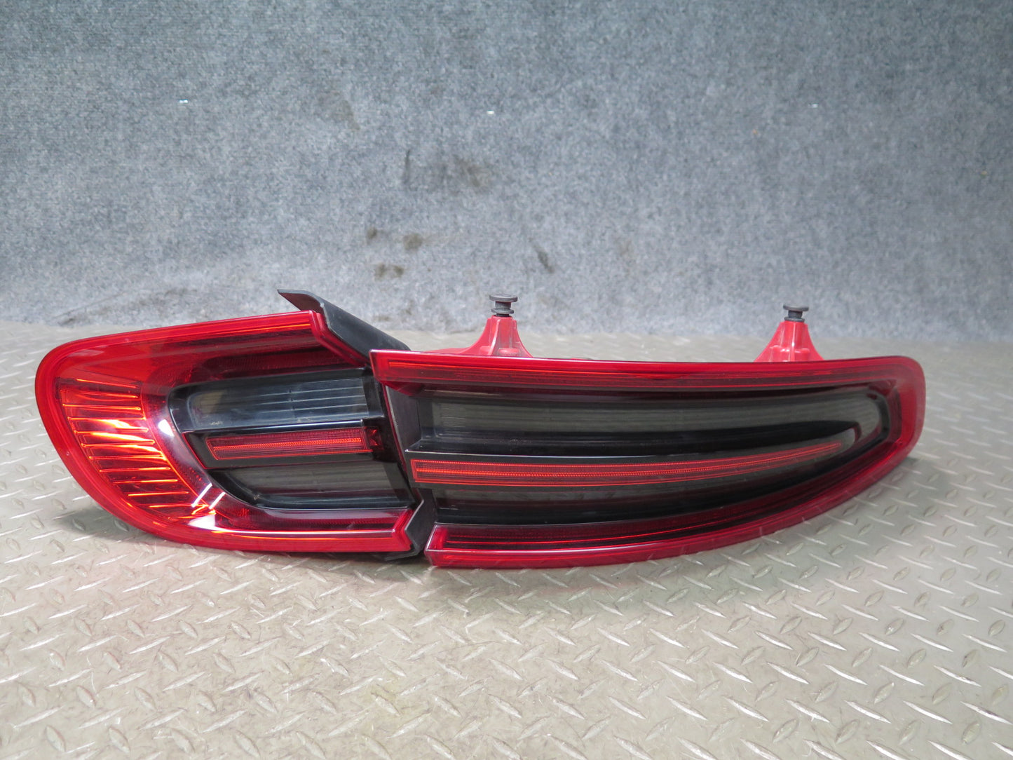 2015-2018 Porsche Macan Rear Left & Right Inner Outer LED Tail Light Lamp Set