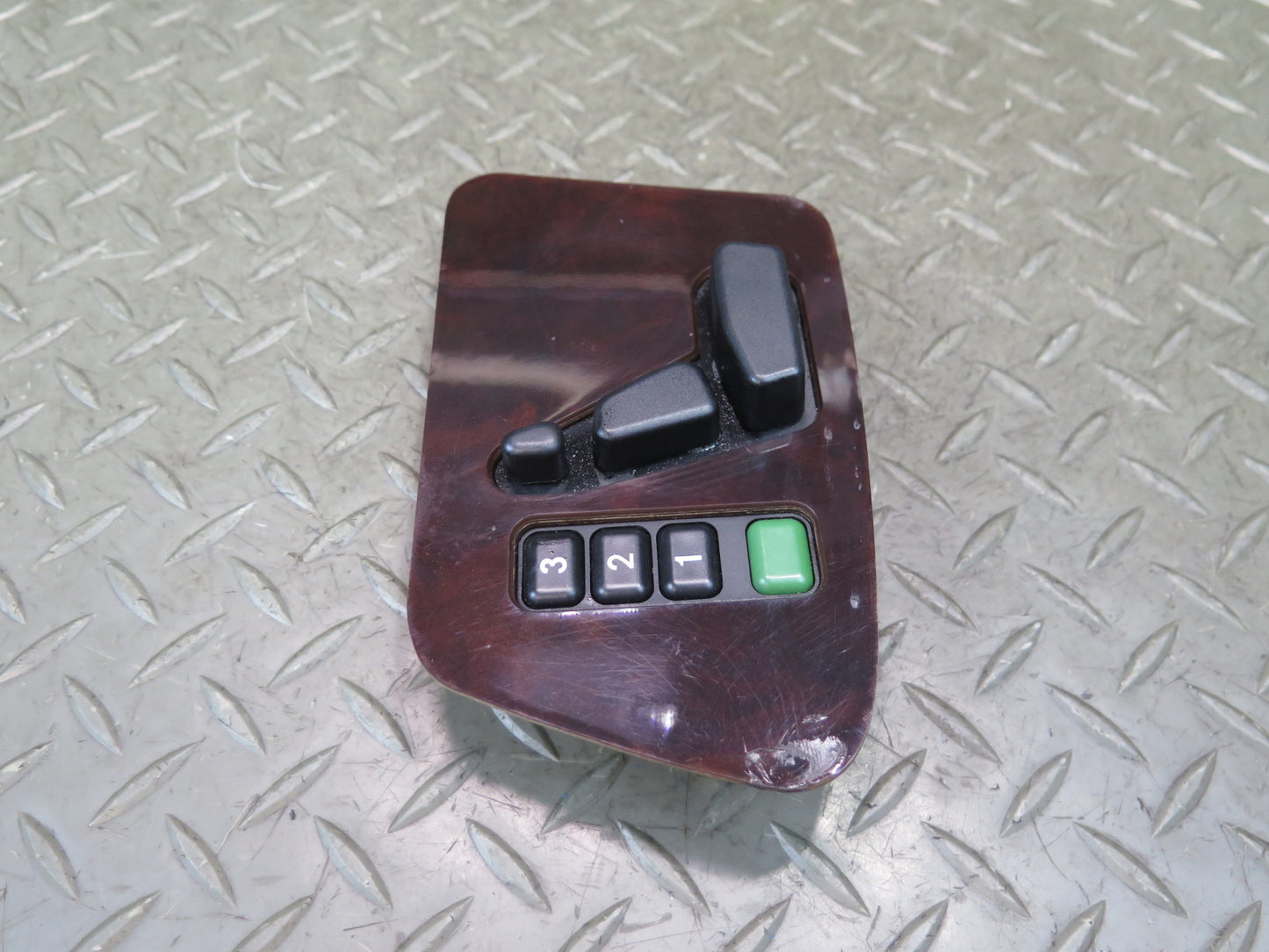 2002-2012 Mercedes W463 G500 Front Left Door Seat Switch Adjust Controller