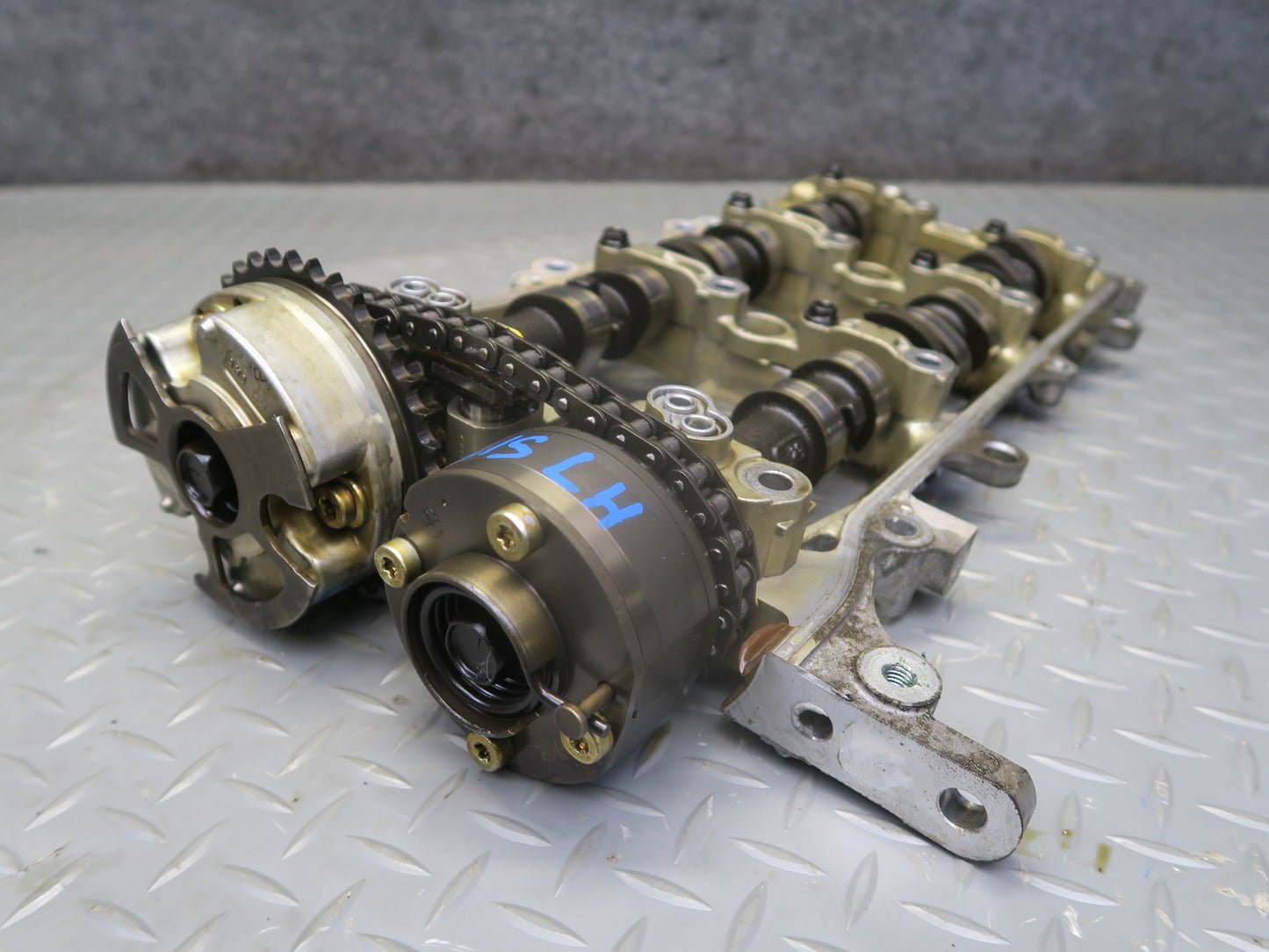 06-13 Lexus IS250 4GRFSE Left Engine Exhaust Intake Camshaft w Housing Assy OEM