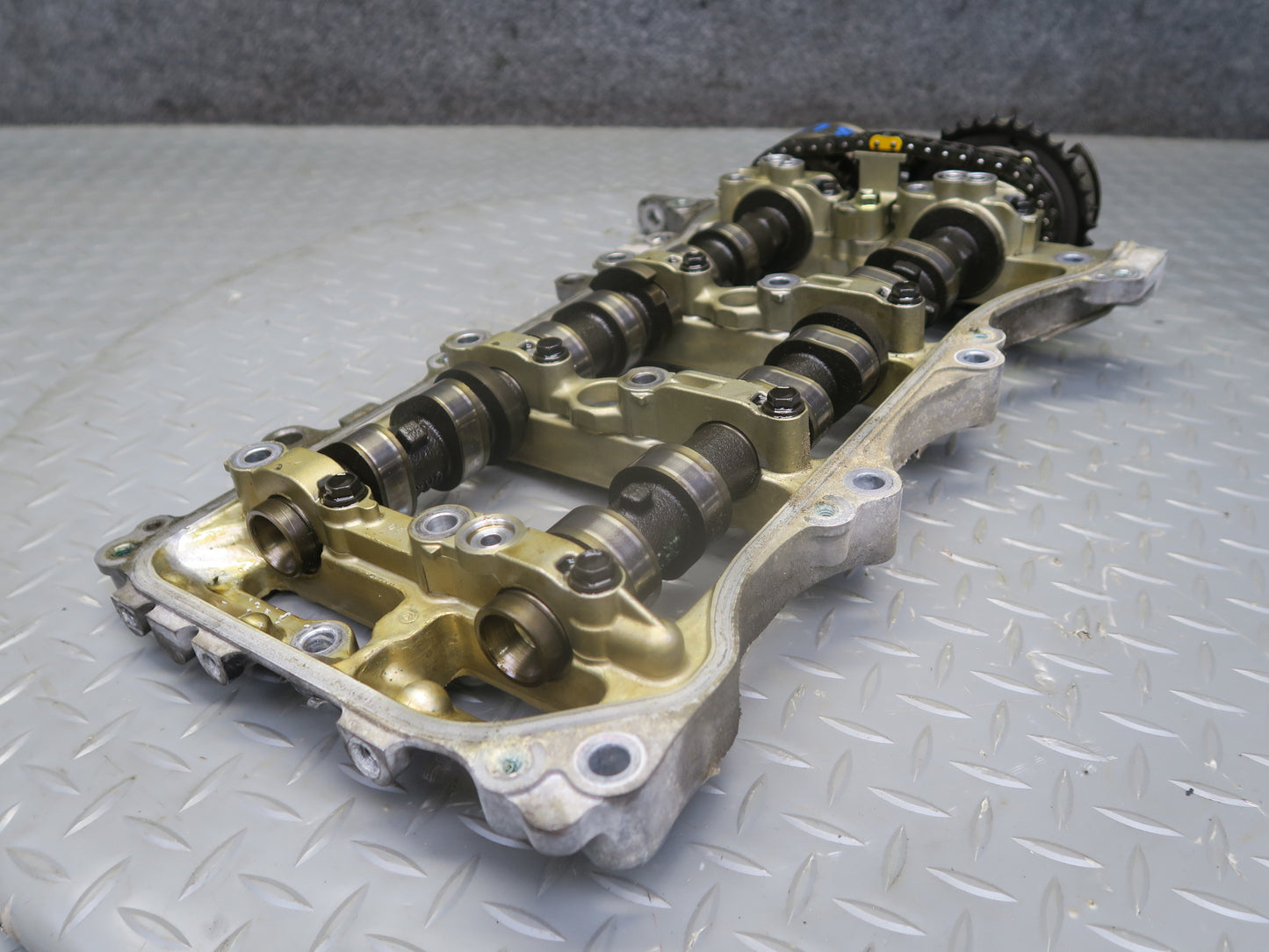 06-13 Lexus IS250 4GRFSE Left Engine Exhaust Intake Camshaft w Housing Assy OEM
