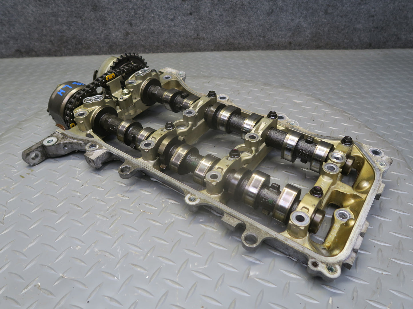 06-13 Lexus IS250 4GRFSE Left Engine Exhaust Intake Camshaft w Housing Assy OEM