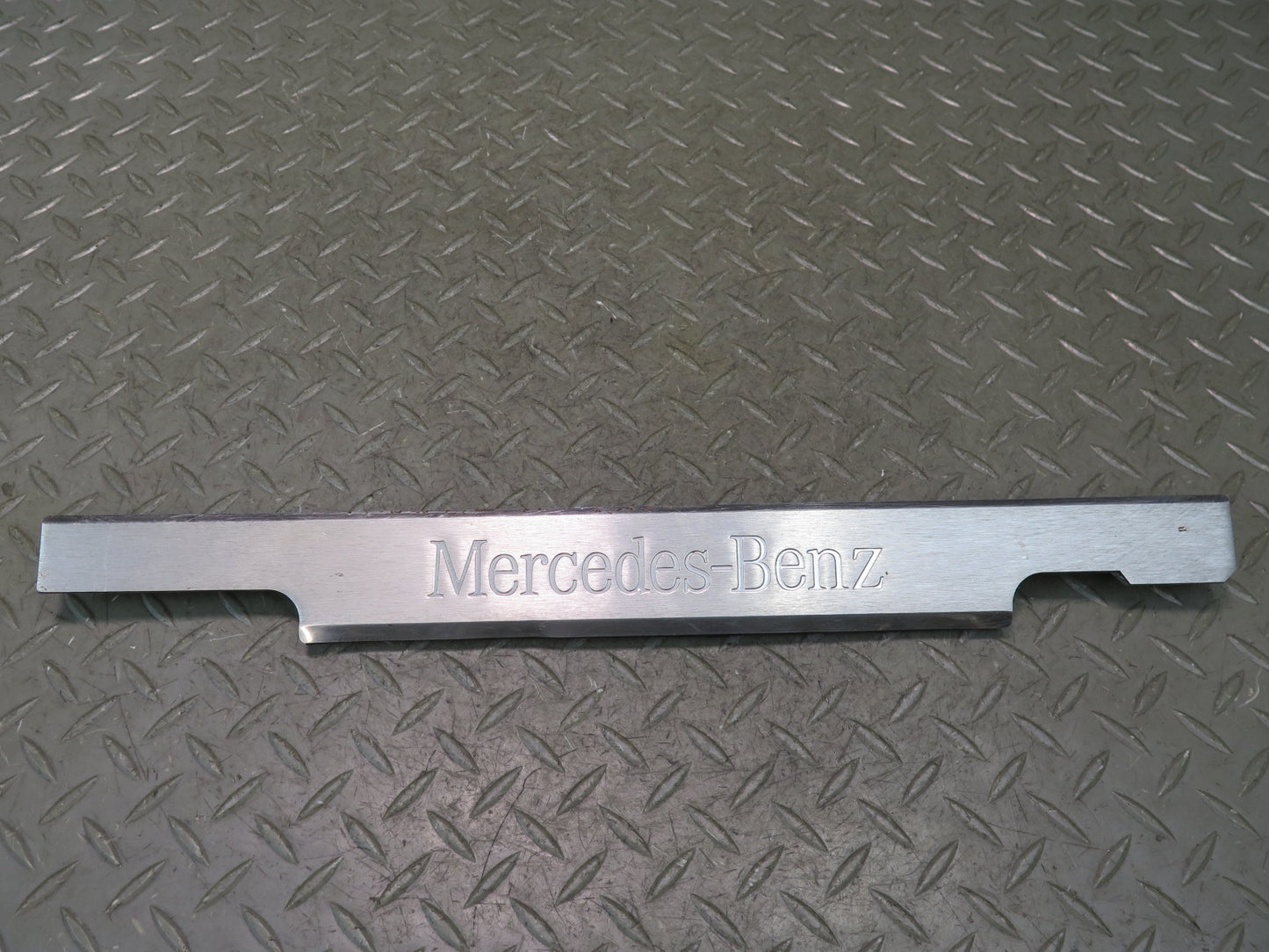2002-2007 Mercedes W463 G500 Set of 2 Rear Left Right Door Scuff Sill Plate Trim