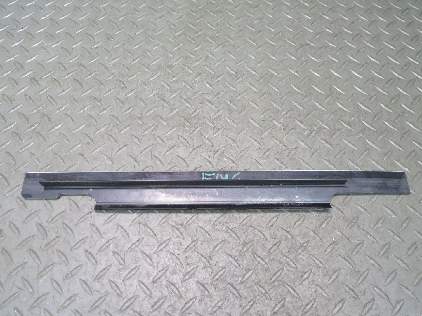 2002-2007 Mercedes W463 G500 Set of 2 Rear Left Right Door Scuff Sill Plate Trim