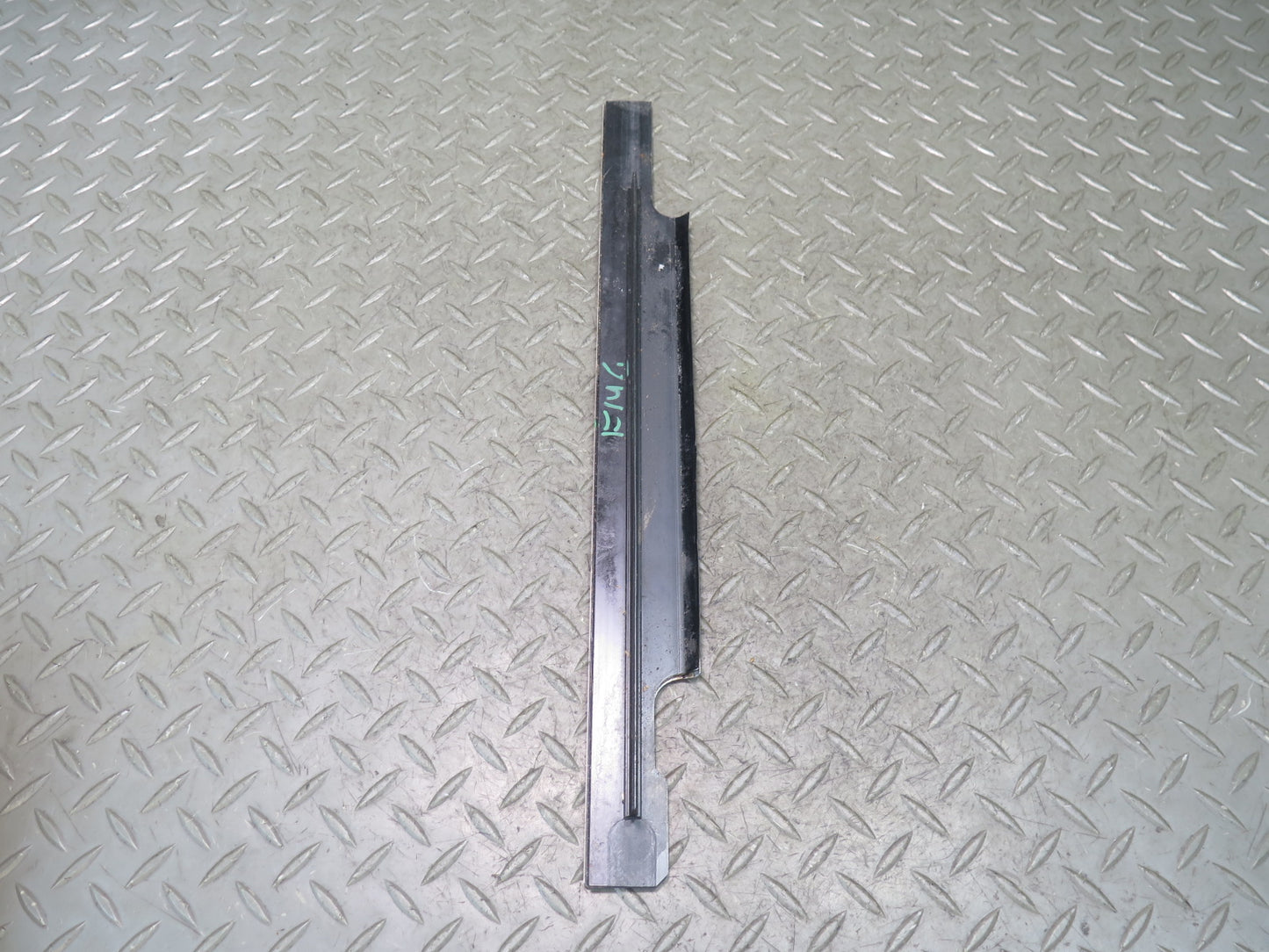 2002-2007 Mercedes W463 G500 Set of 2 Rear Left Right Door Scuff Sill Plate Trim