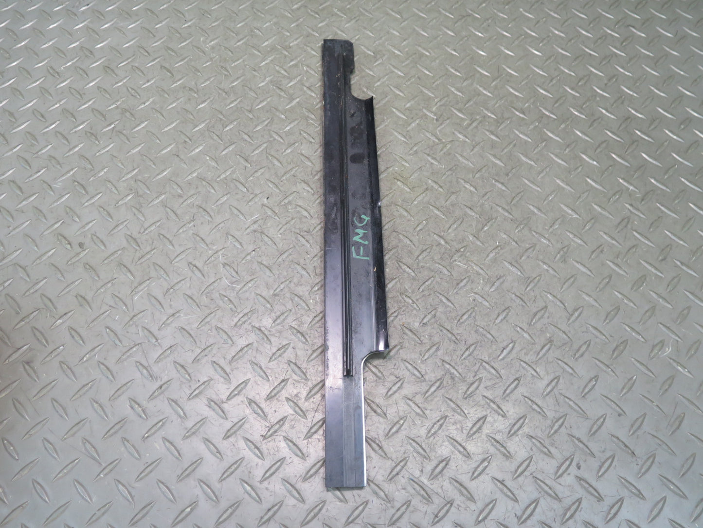 2002-2007 Mercedes W463 G500 Set of 2 Rear Left Right Door Scuff Sill Plate Trim