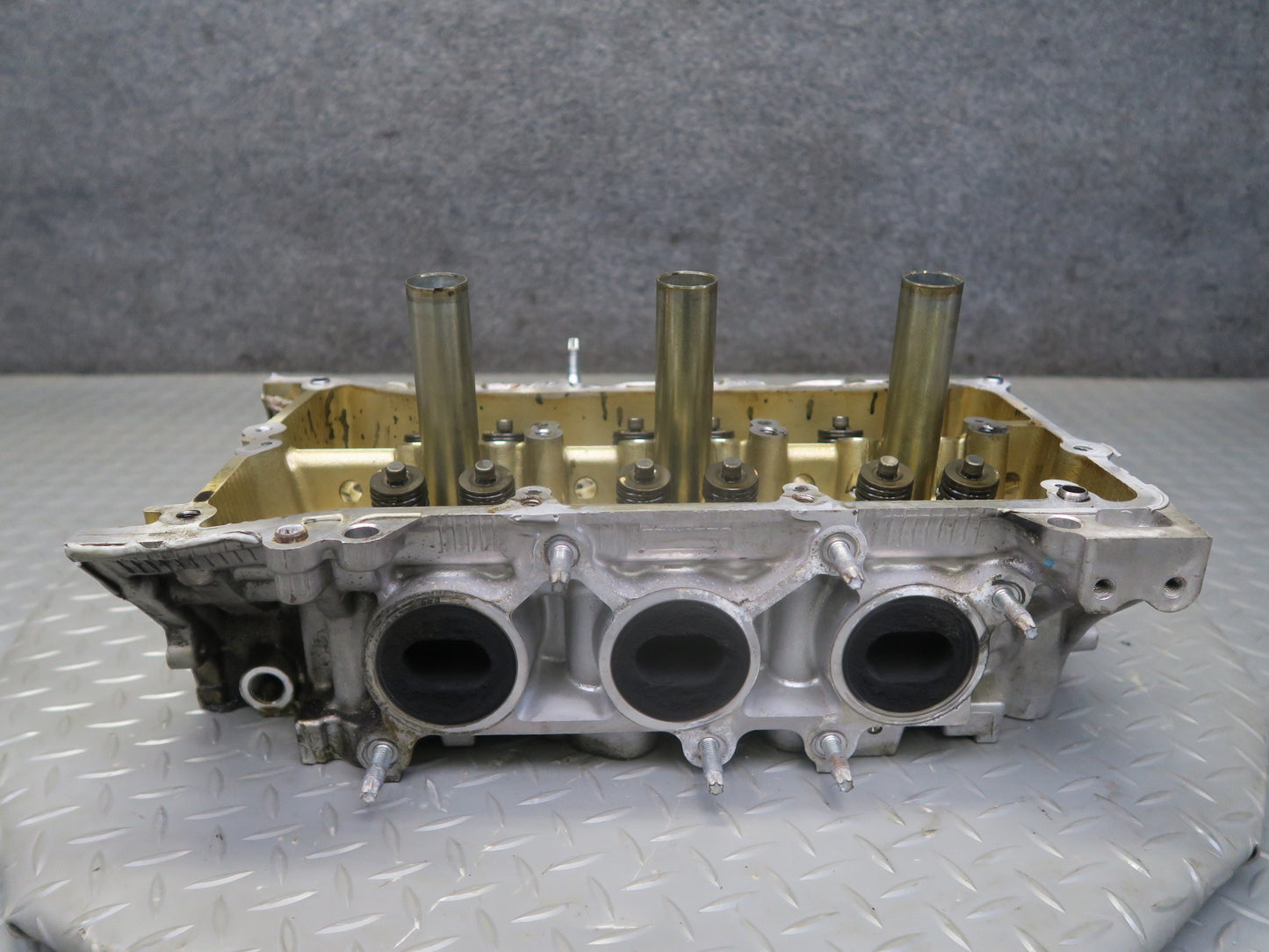 06-13 Lexus IS250 4GRFSE Left Engine Cylinder Head w Rocker Arm Set 90K Mile OEM