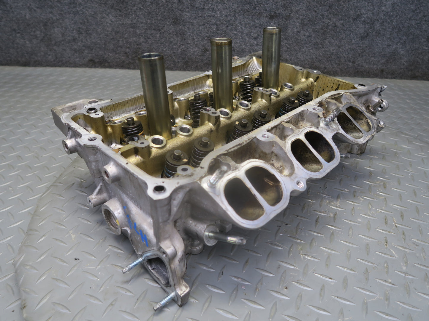 06-13 Lexus IS250 4GRFSE Left Engine Cylinder Head w Rocker Arm Set 90K Mile OEM
