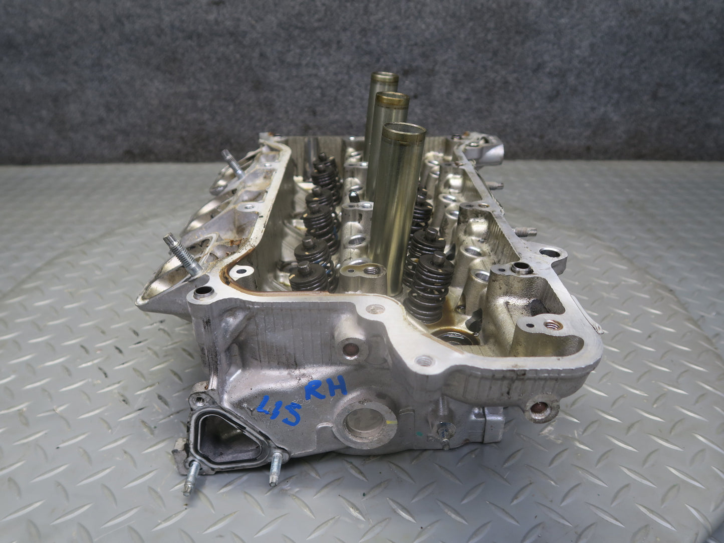 06-13 Lexus IS250 4GRFSE Right Engine Cylinder Head w Rocker Arm Set 90K OEM