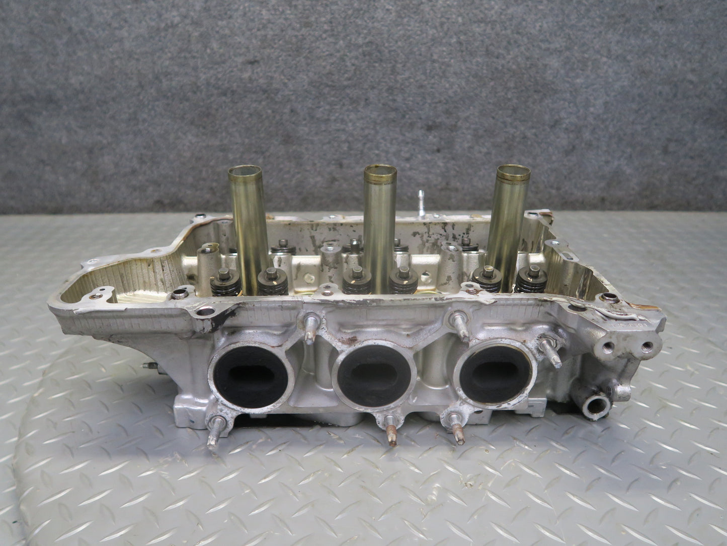 06-13 Lexus IS250 4GRFSE Right Engine Cylinder Head w Rocker Arm Set 90K OEM