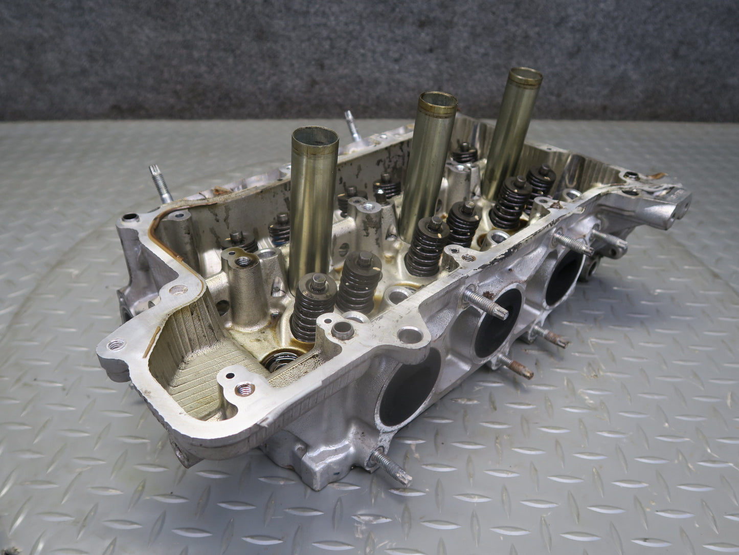 06-13 Lexus IS250 4GRFSE Right Engine Cylinder Head w Rocker Arm Set 90K OEM