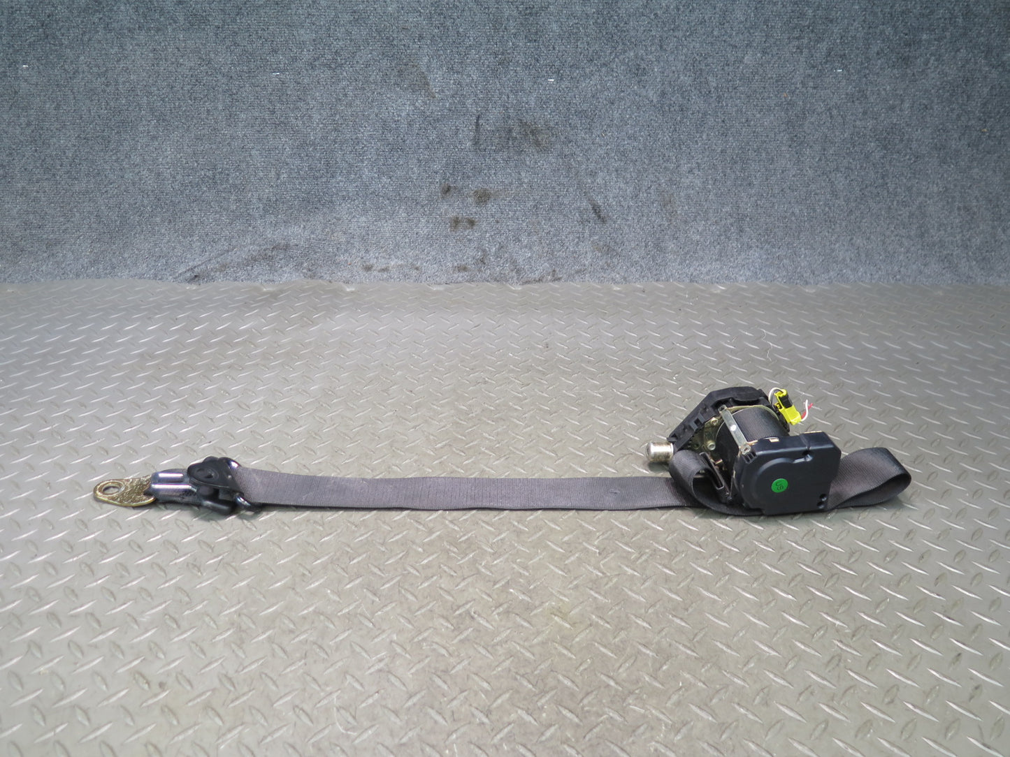 02-12 MERCEDES G500 W463 REAR LEFT & RIGHT SIDE SEATBELT RETRACTOR SET OEM
