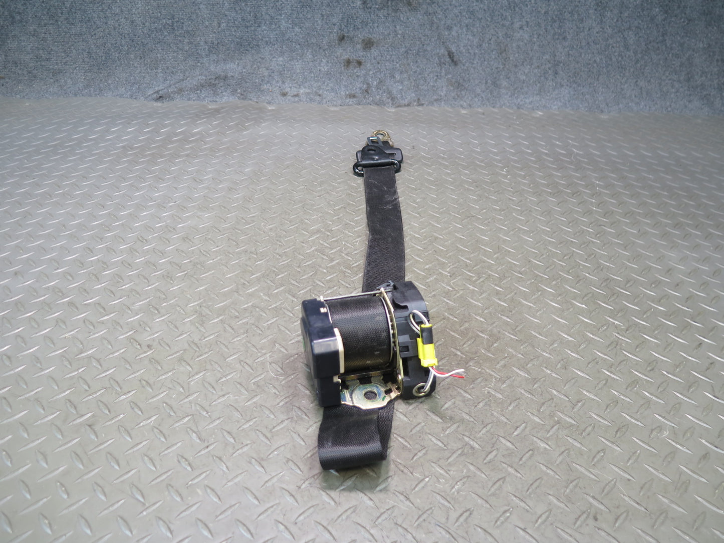 02-12 MERCEDES G500 W463 REAR LEFT & RIGHT SIDE SEATBELT RETRACTOR SET OEM