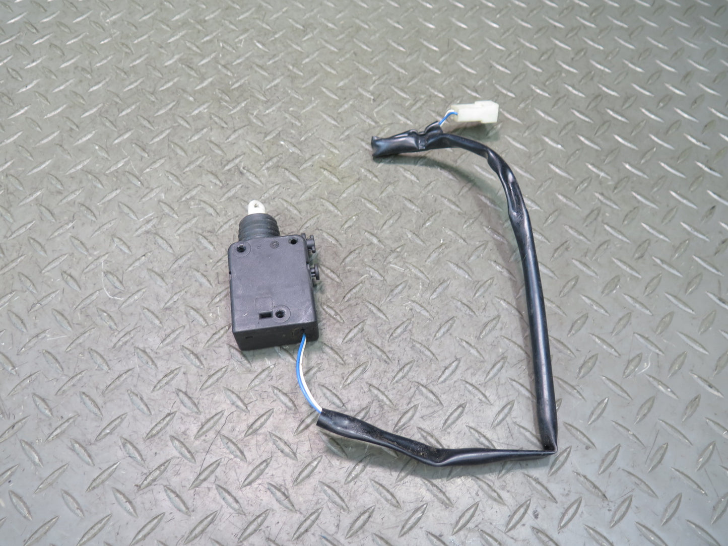 2002-2018 Mercedes W463 G500 G550 G55 AMG Front or Rear Door Lock Latch Actuator