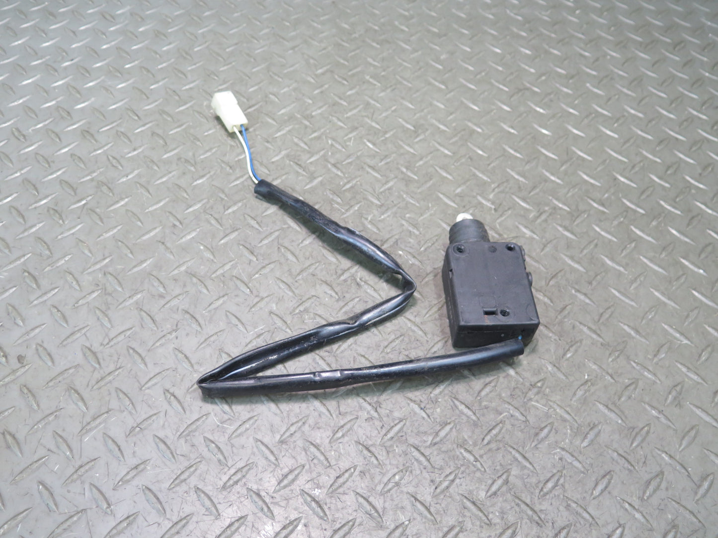 2002-2018 Mercedes G500 G550 G55 AMG Front or Rear Door Lock Latch Actuator
