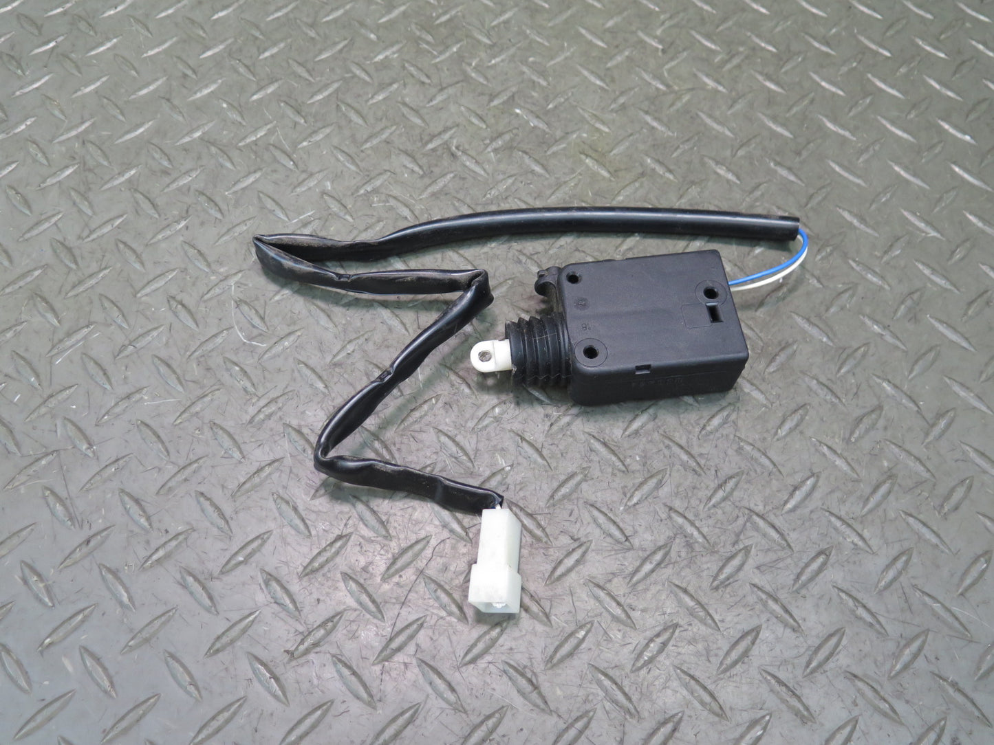 2002-2018 Mercedes W463 G500 G550 G55 AMG Rear Trunk Lid Lock Latch Actuator