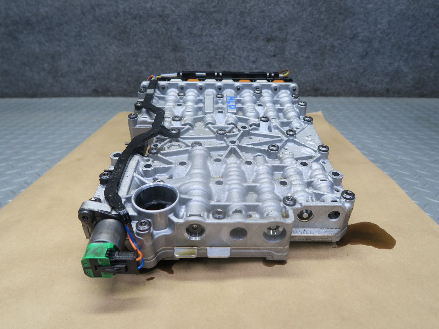 2017-2020 Maserati Levante M161 8HP-70 Transmission Valve Body Mechatronic