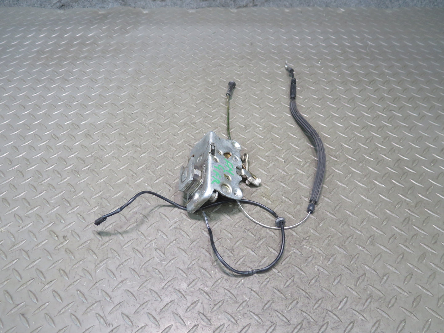 2002-2012 Mercedes W463 G500 G550 G55 AMG Front Right Door Lock Latch
