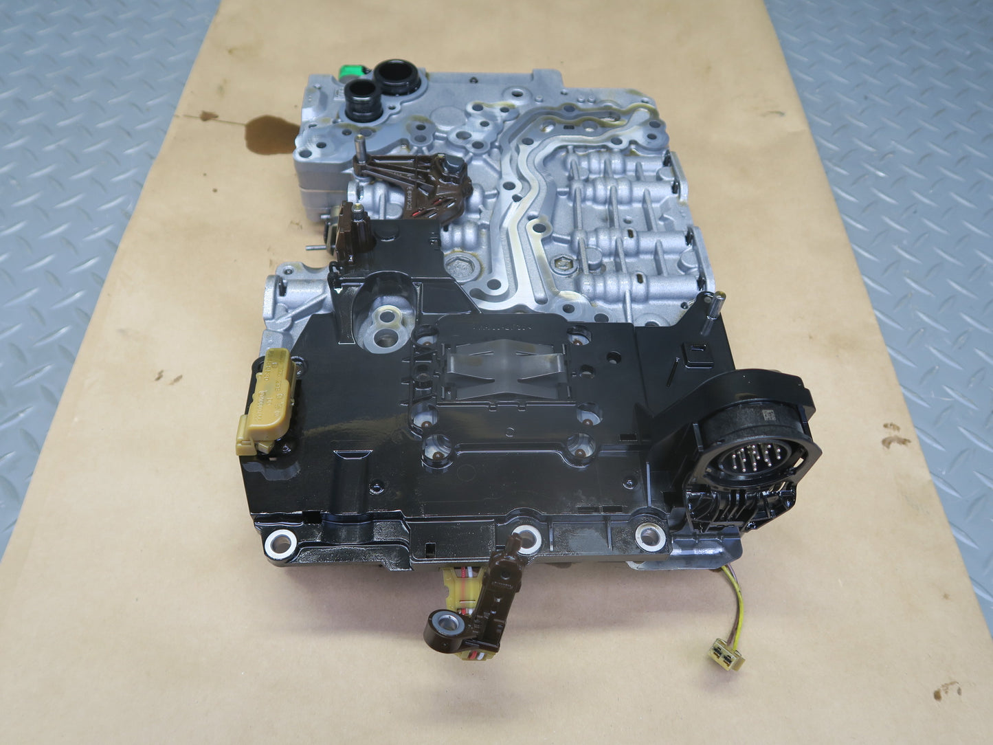 2017-2020 Maserati Levante M161 8HP-70 Transmission Valve Body Mechatronic
