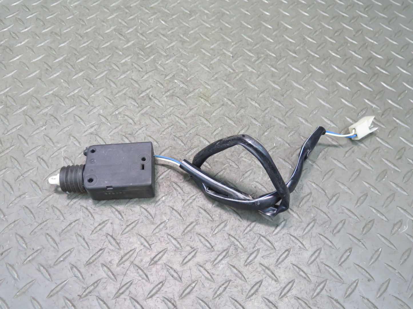 2002-2018 Mercedes W463 G500 G550 G55 AMG Front or Rear Door Lock Latch Actuator