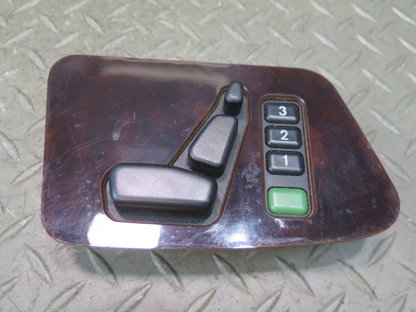 2002-2012 Mercedes W463 G500 Front Right Door Seat Switch Adjust Controller