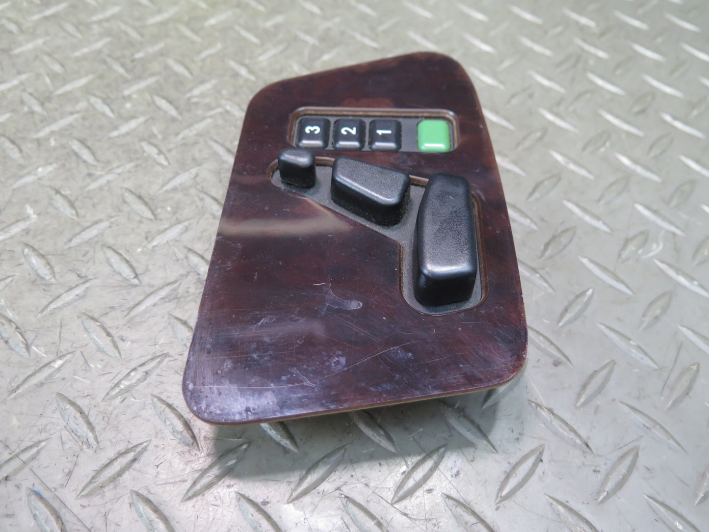 2002-2012 Mercedes W463 G500 Front Right Door Seat Switch Adjust Controller
