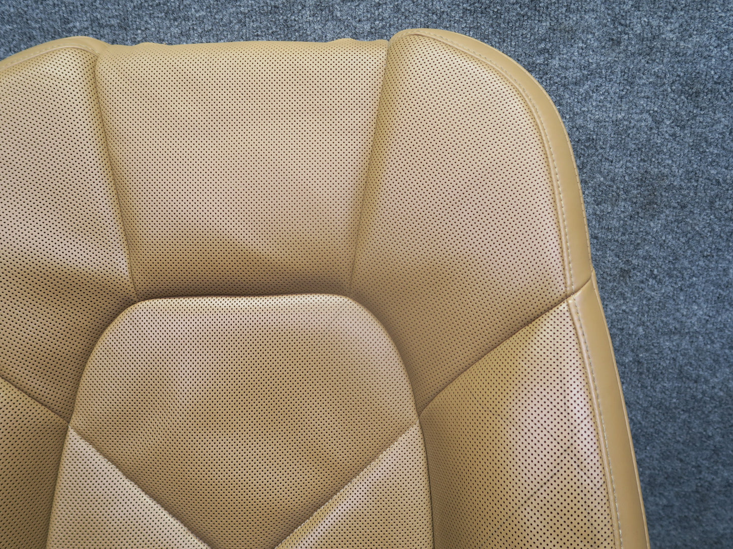 2011-2018 Porsche Cayenne 958 Front Right Seat Upper Leather Cushion Cognac