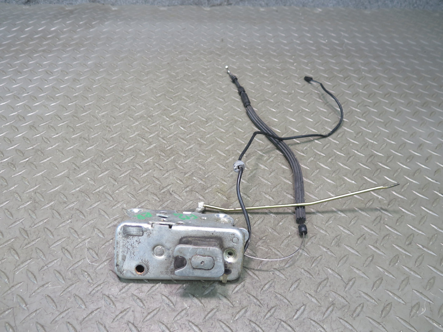 2002-2007 Mercedes W463 G500 G55 AMG Rear Right Door Lock Latch
