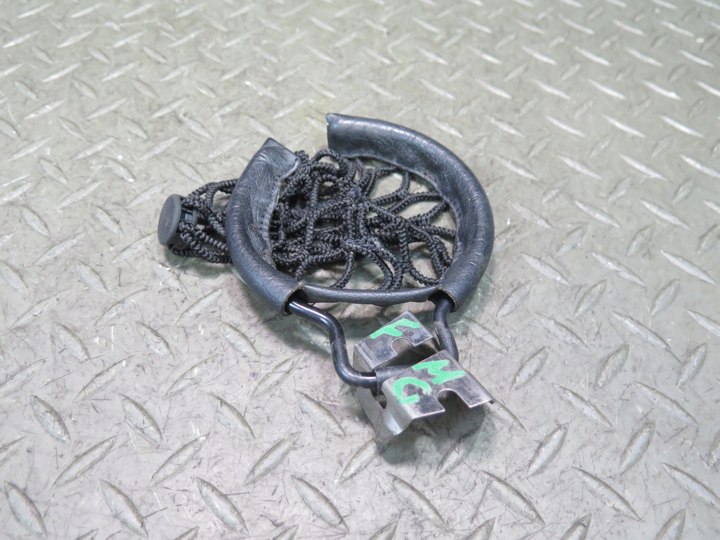 2002-2007 Mercedes W463 G500 Front Right Center Console CUP Holder Black