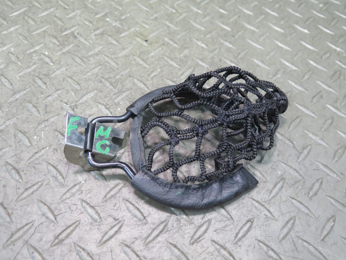 2002-2007 Mercedes W463 G500 Front Right Center Console CUP Holder Black