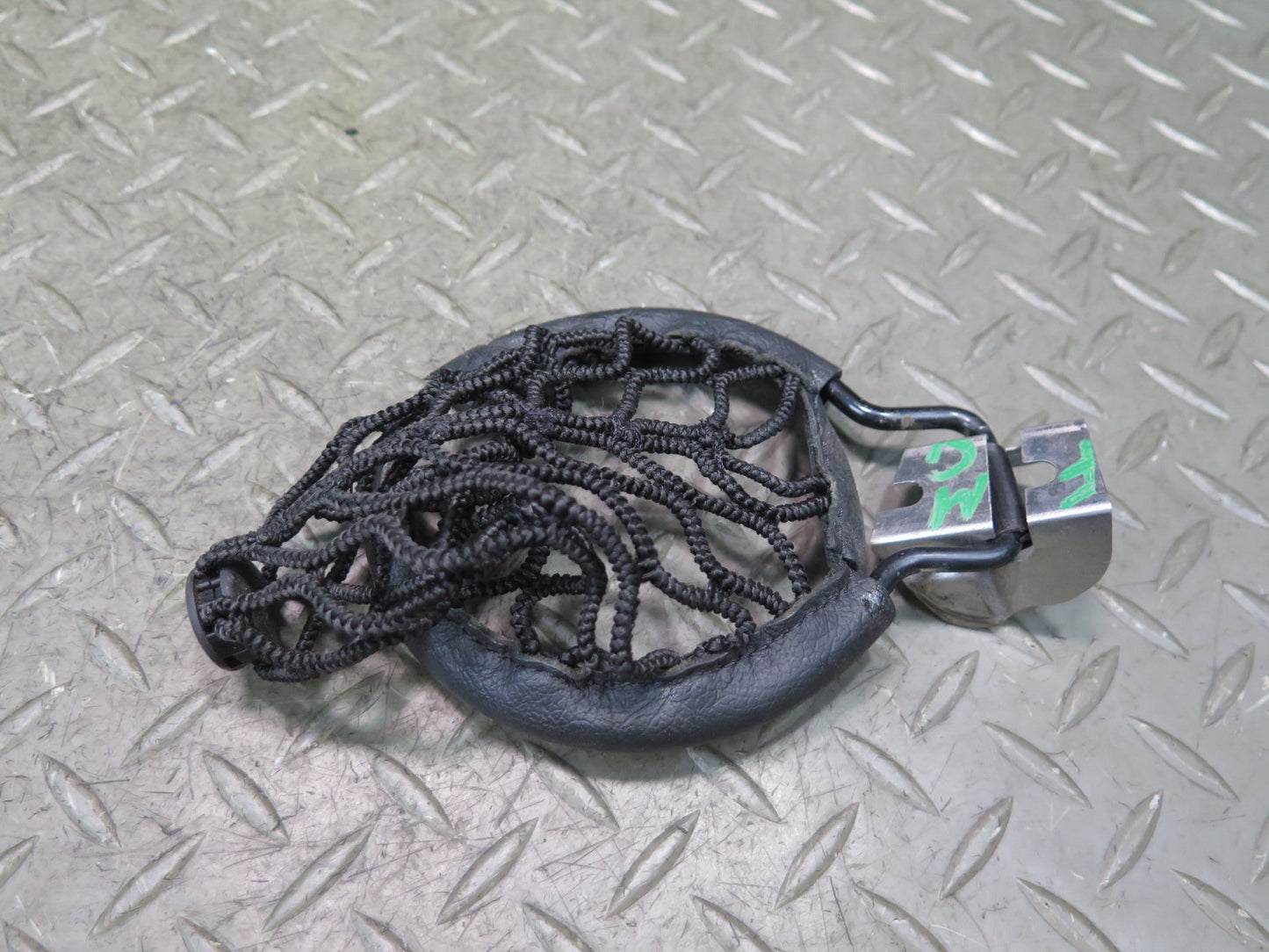 2002-2007 Mercedes W463 G500 Front Right Center Console CUP Holder Black