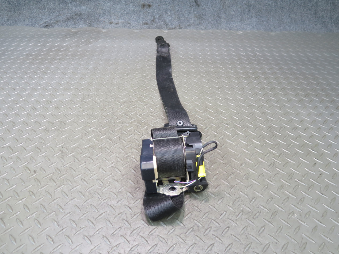 02-12 MERCEDES G500 W463 FRONT RIGHT SIDE SEATBELT RETRACTOR OEM