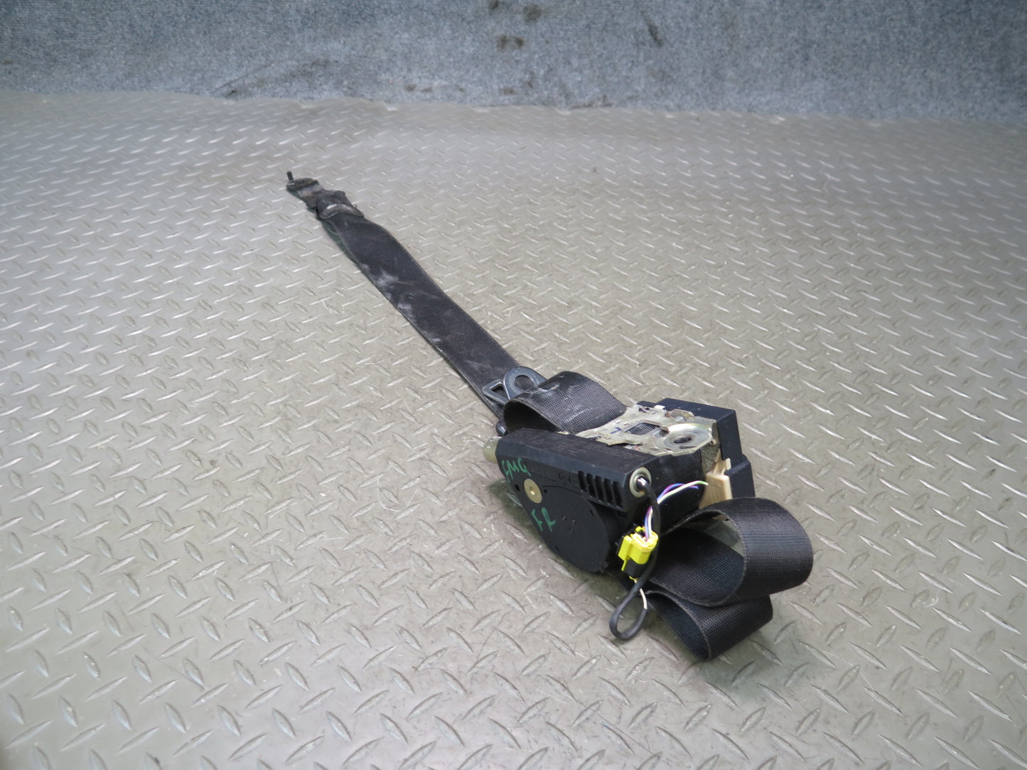 02-12 MERCEDES G500 W463 FRONT RIGHT SIDE SEATBELT RETRACTOR OEM
