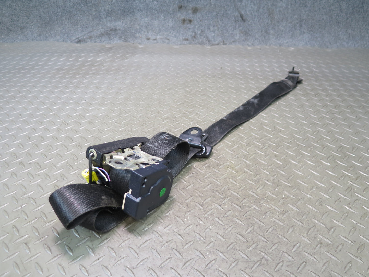 02-12 MERCEDES G500 W463 FRONT RIGHT SIDE SEATBELT RETRACTOR OEM