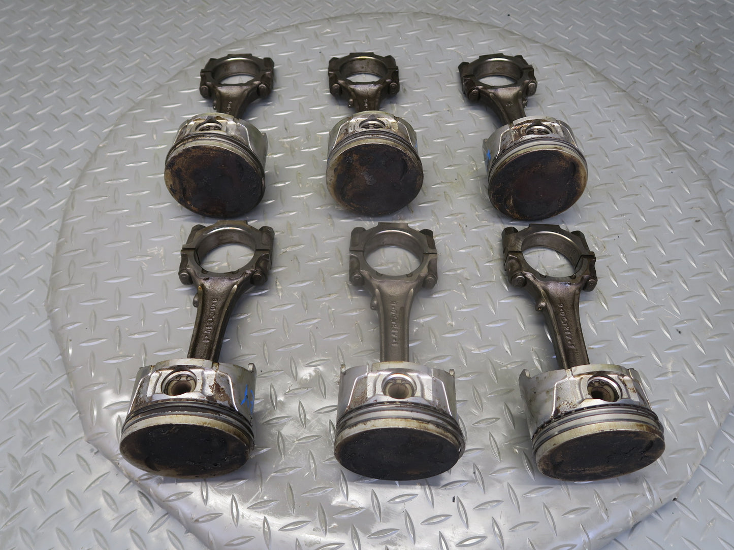 84-87 Nissan 300ZX Z31 VG30E NA Set of 6 Engine Piston w Connecting Rod OEM