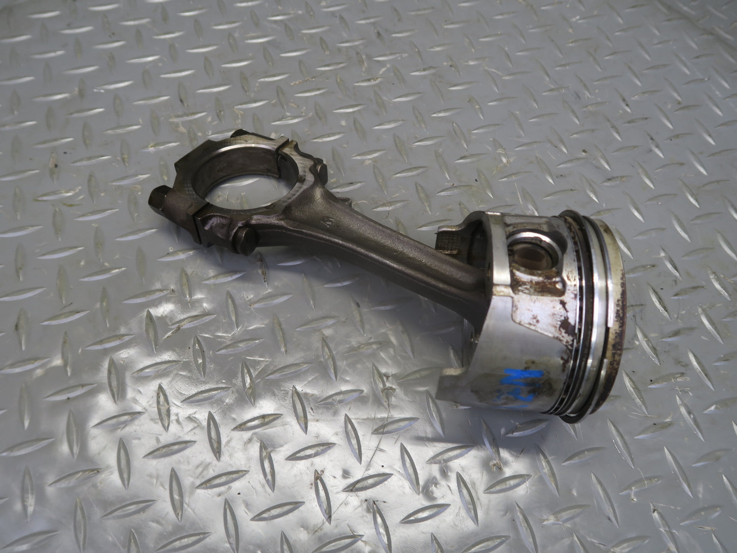 84-87 Nissan 300ZX Z31 VG30E NA Set of 6 Engine Piston w Connecting Rod OEM