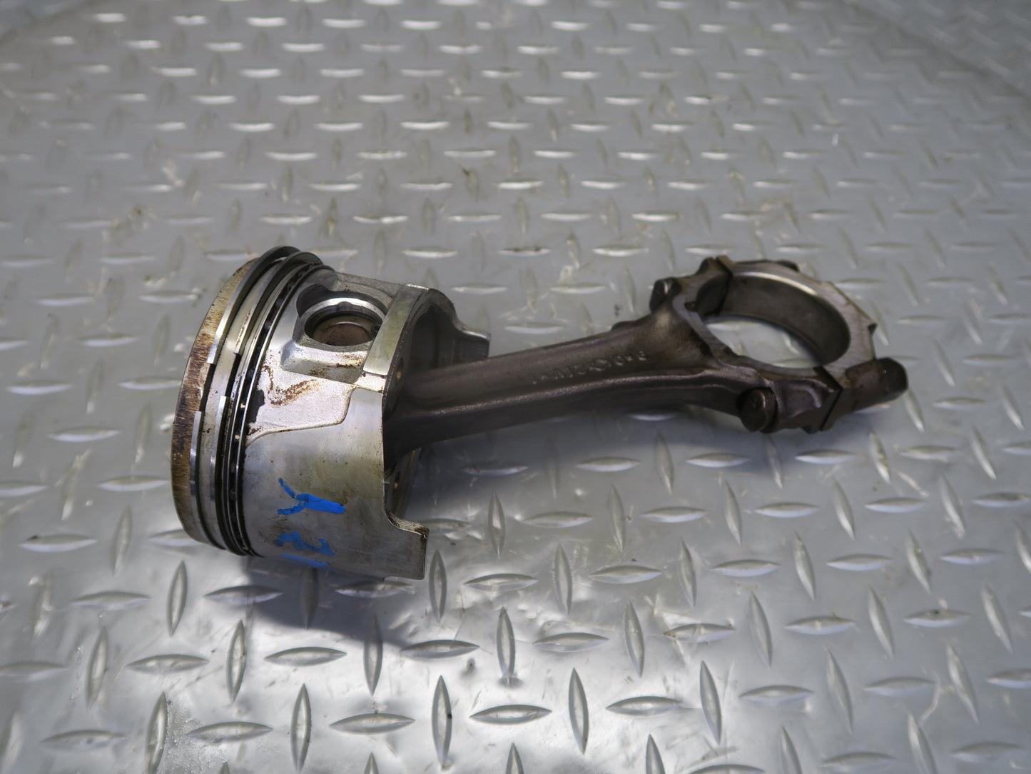84-87 Nissan 300ZX Z31 VG30E NA Set of 6 Engine Piston w Connecting Rod OEM