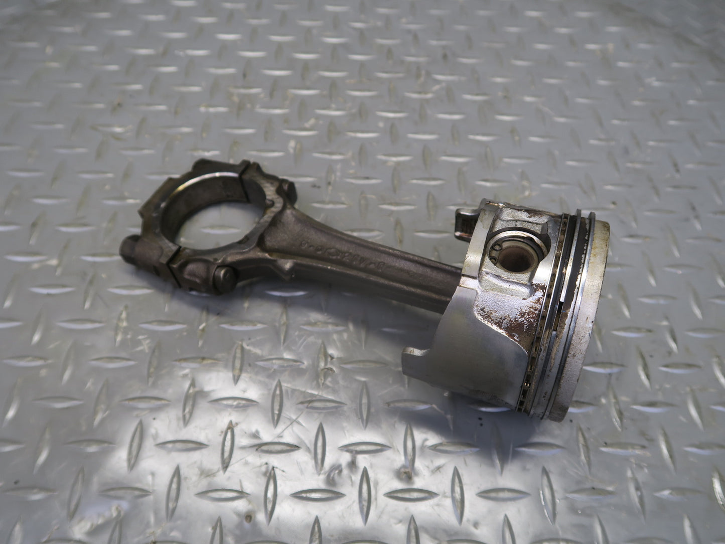 84-87 Nissan 300ZX Z31 VG30E NA Set of 6 Engine Piston w Connecting Rod OEM