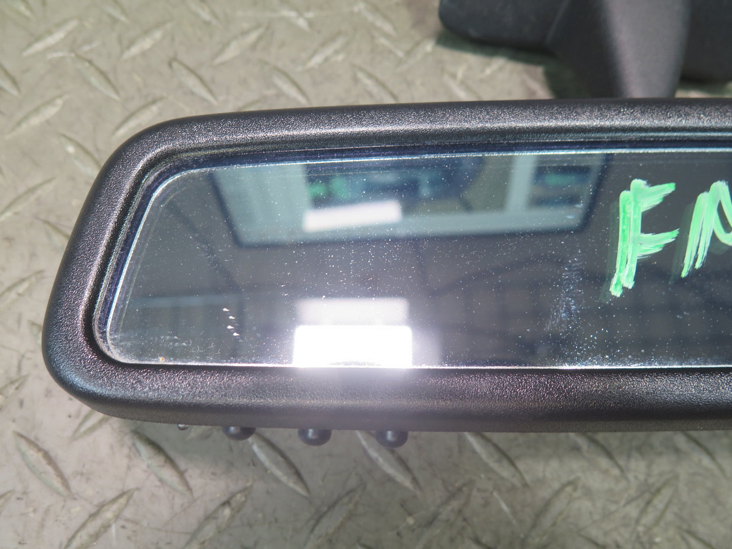 2002-2006 Mercedes W463 G500 Auto Dimming Interior Rear View Mirror Black