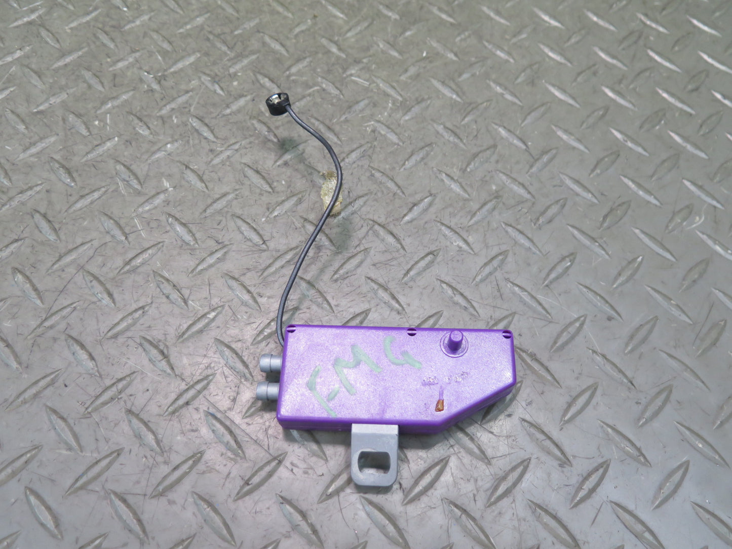 2003 Mercedes W463 G500 Audio Radio Antenna Amplifier 4638200589