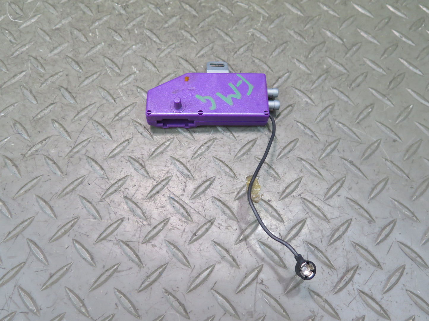 2003 Mercedes W463 G500 Audio Radio Antenna Amplifier 4638200589