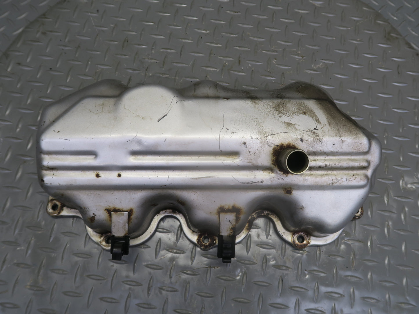 87-89 Nissan 300ZX Z31 VG30E Engine Left Cylinder Head Valve Cover OEM