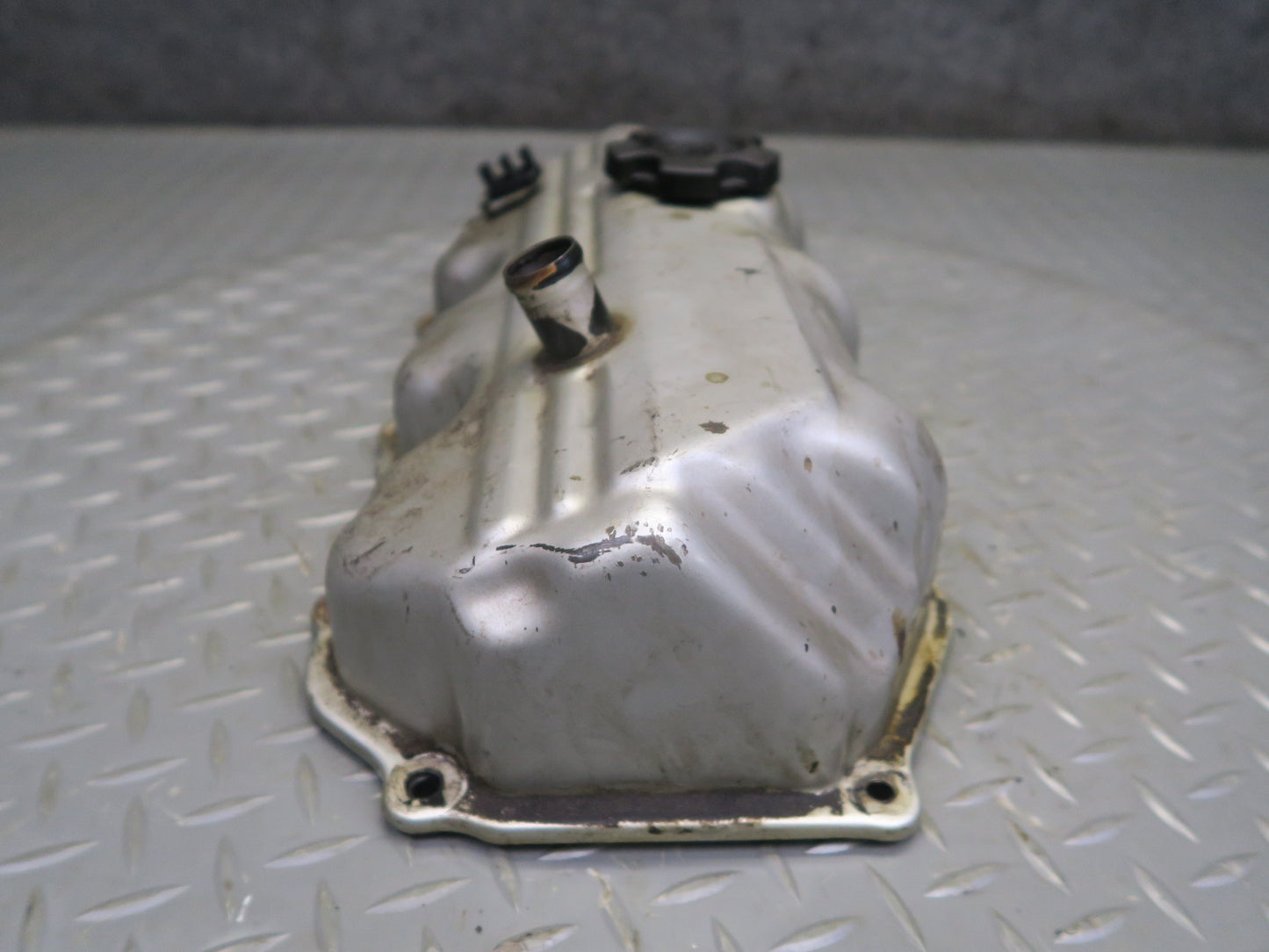 87-89 Nissan 300ZX Z31 VG30E Engine Right Cylinder Head Valve Cover OEM