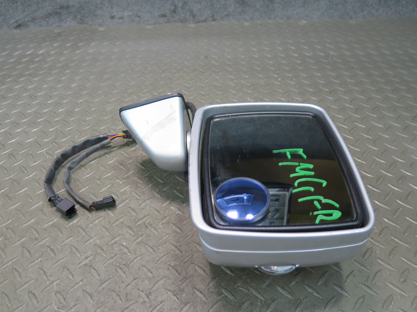 2002-2012 Mercedes W463 G500 Front Right Exterior Side View Power Heated Mirror