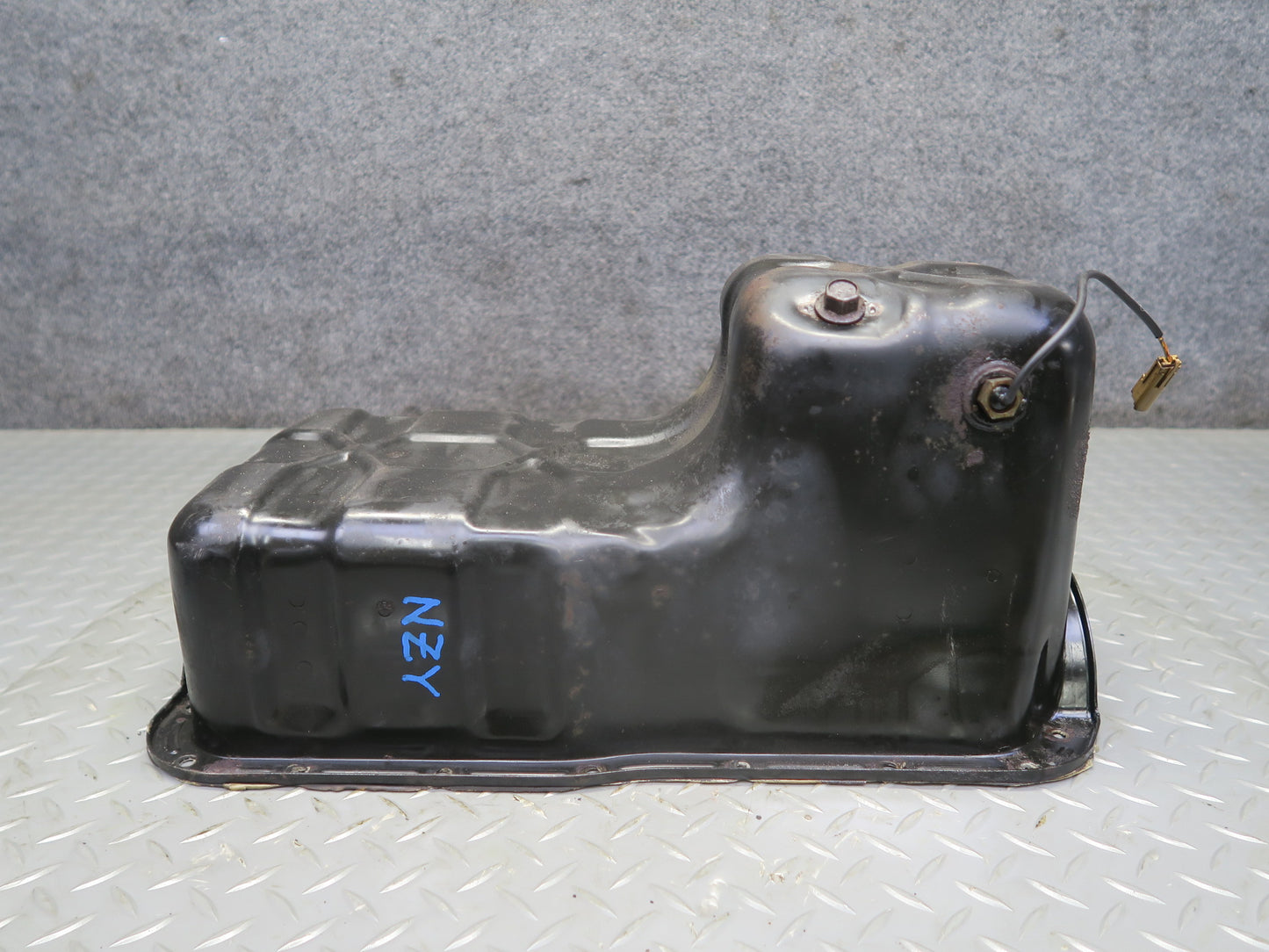 87-89 Nissan Z31 300ZX VG30E 3.0L NON Turbo Engine Oil Pan OEM
