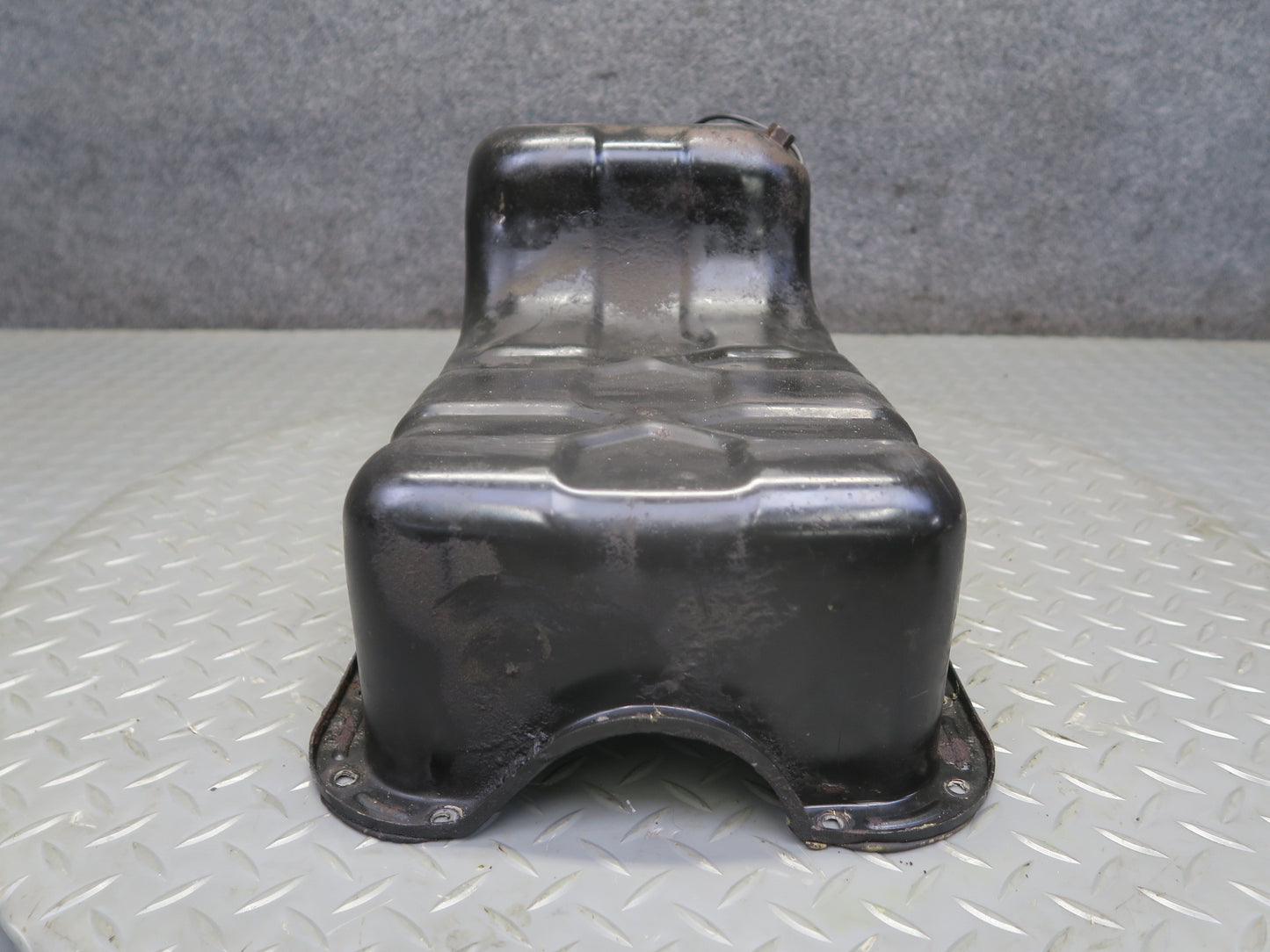 87-89 Nissan Z31 300ZX VG30E 3.0L NON Turbo Engine Oil Pan OEM
