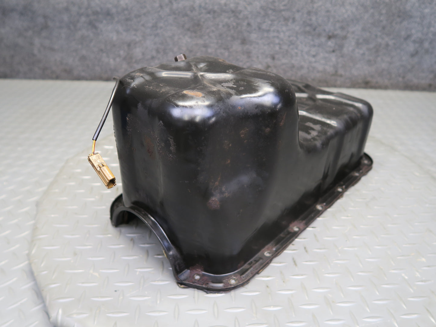 87-89 Nissan Z31 300ZX VG30E 3.0L NON Turbo Engine Oil Pan OEM