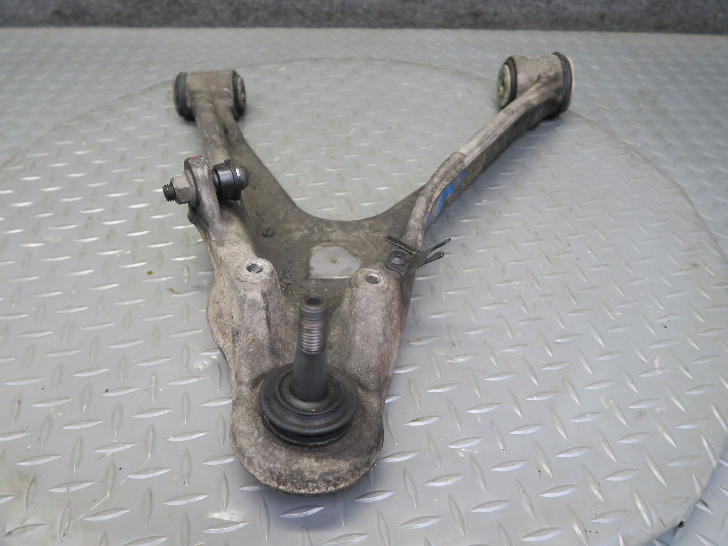 05-13 Chevrolet Corvette C6 Front Left Upper & Lower Control Arm Set OEM