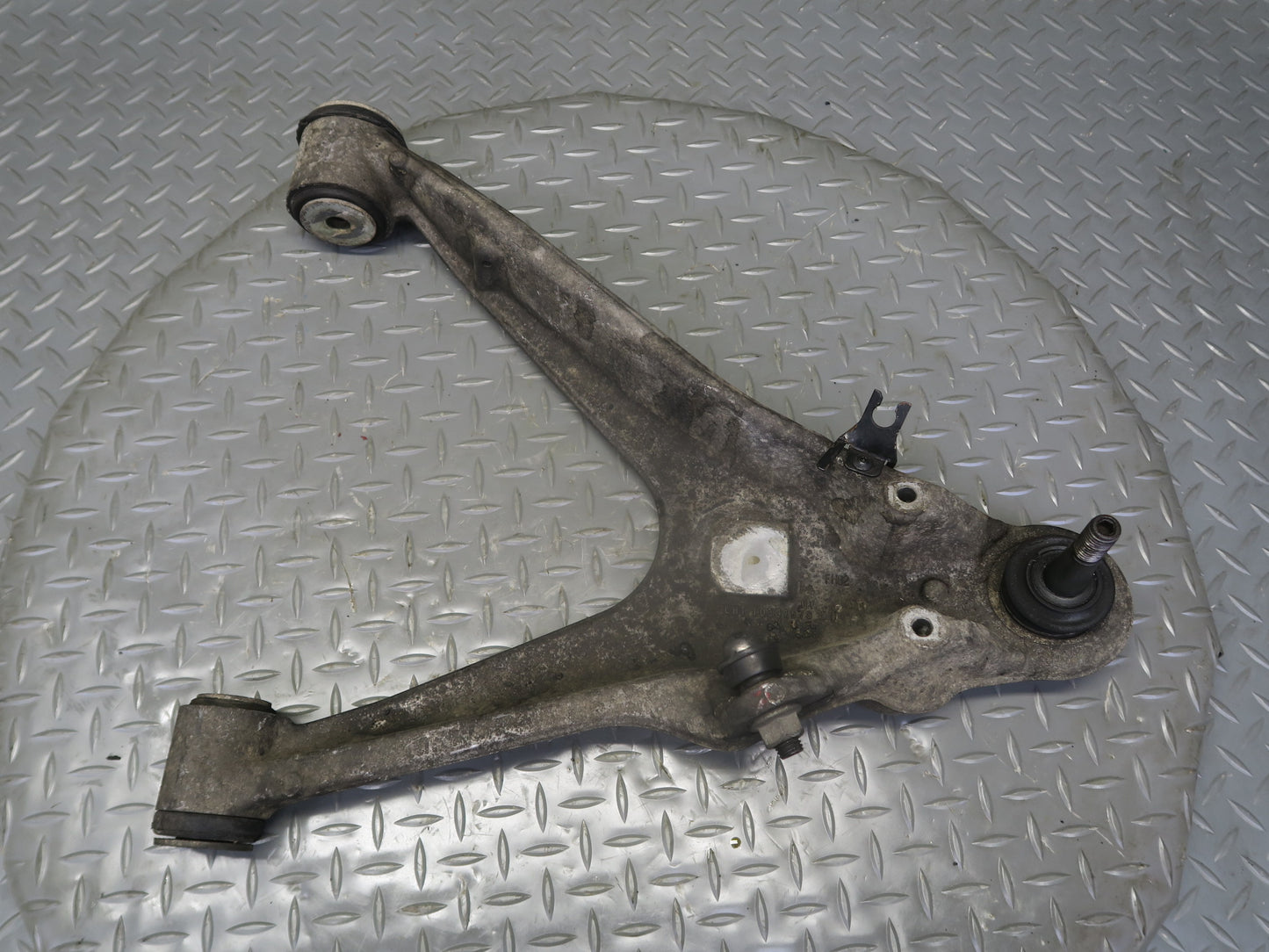 05-13 Chevrolet Corvette C6 Front Left Upper & Lower Control Arm Set OEM