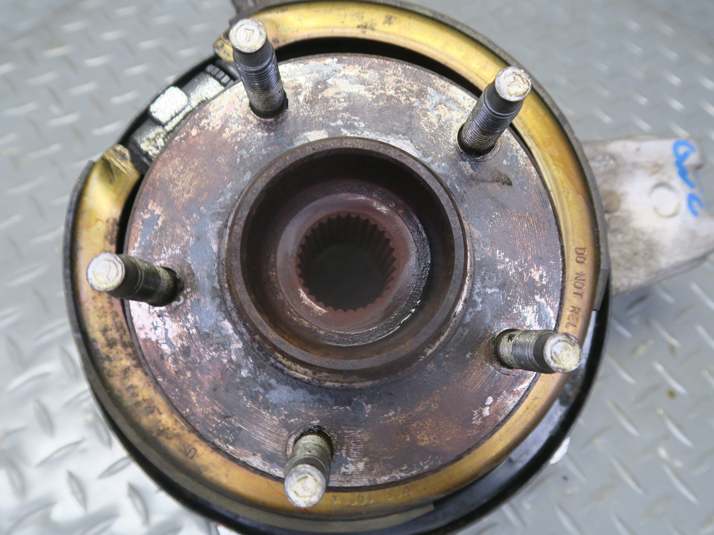 05-08 Chevrolet Corvette C6 Rear Right Spindle Knuckle Wheel Hub Bearing OEM